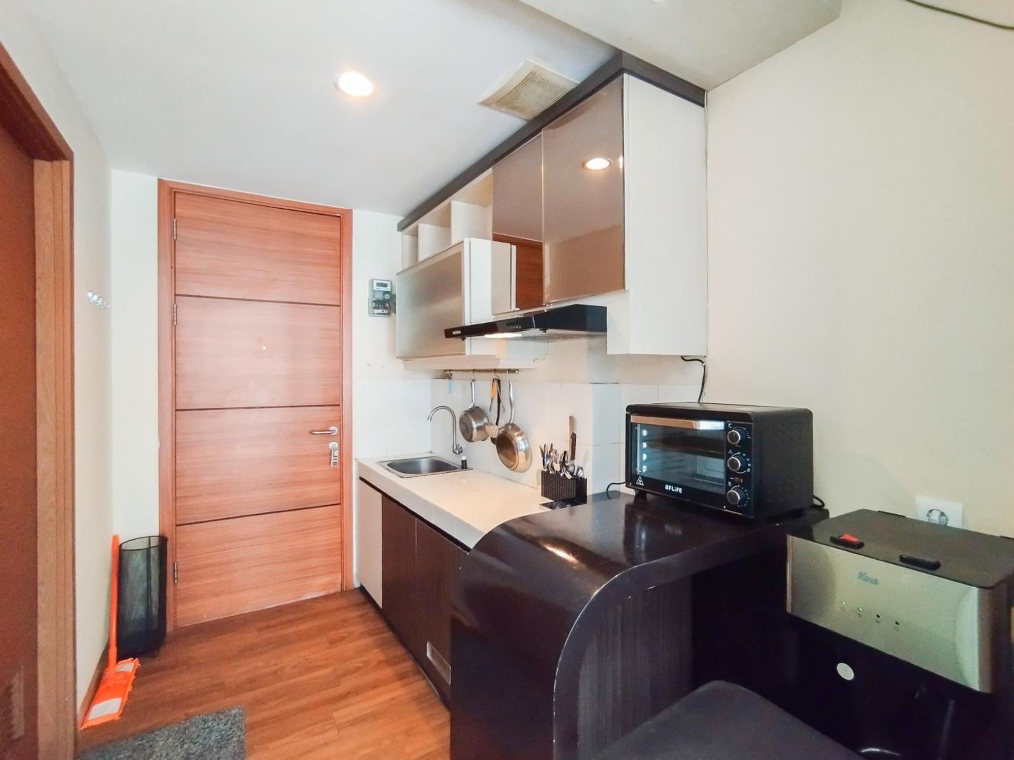 Simply And Comfy Studio Room Apartment Beverly Dago By Travelio บันดุง ภายนอก รูปภาพ
