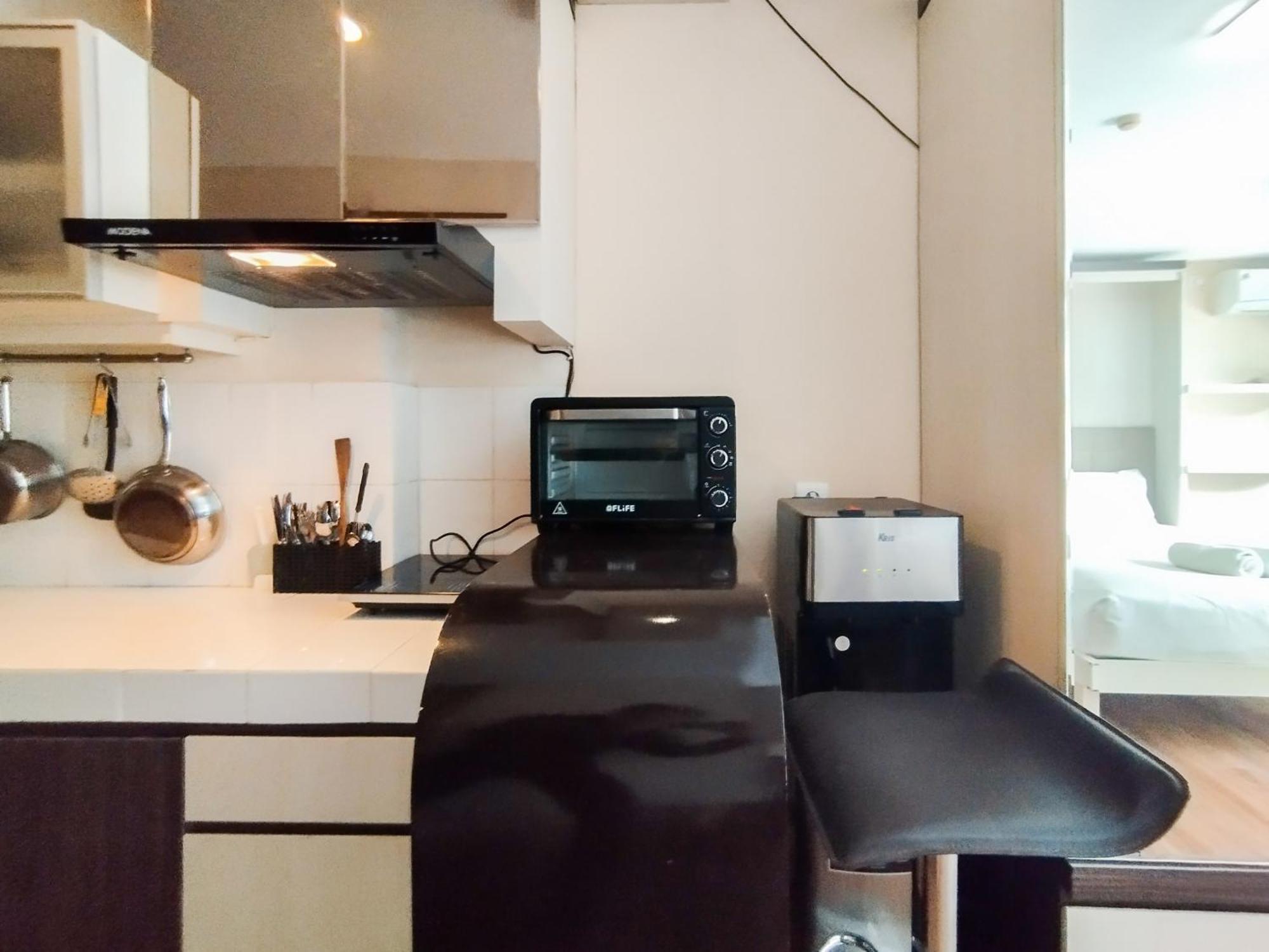 Simply And Comfy Studio Room Apartment Beverly Dago By Travelio บันดุง ภายนอก รูปภาพ