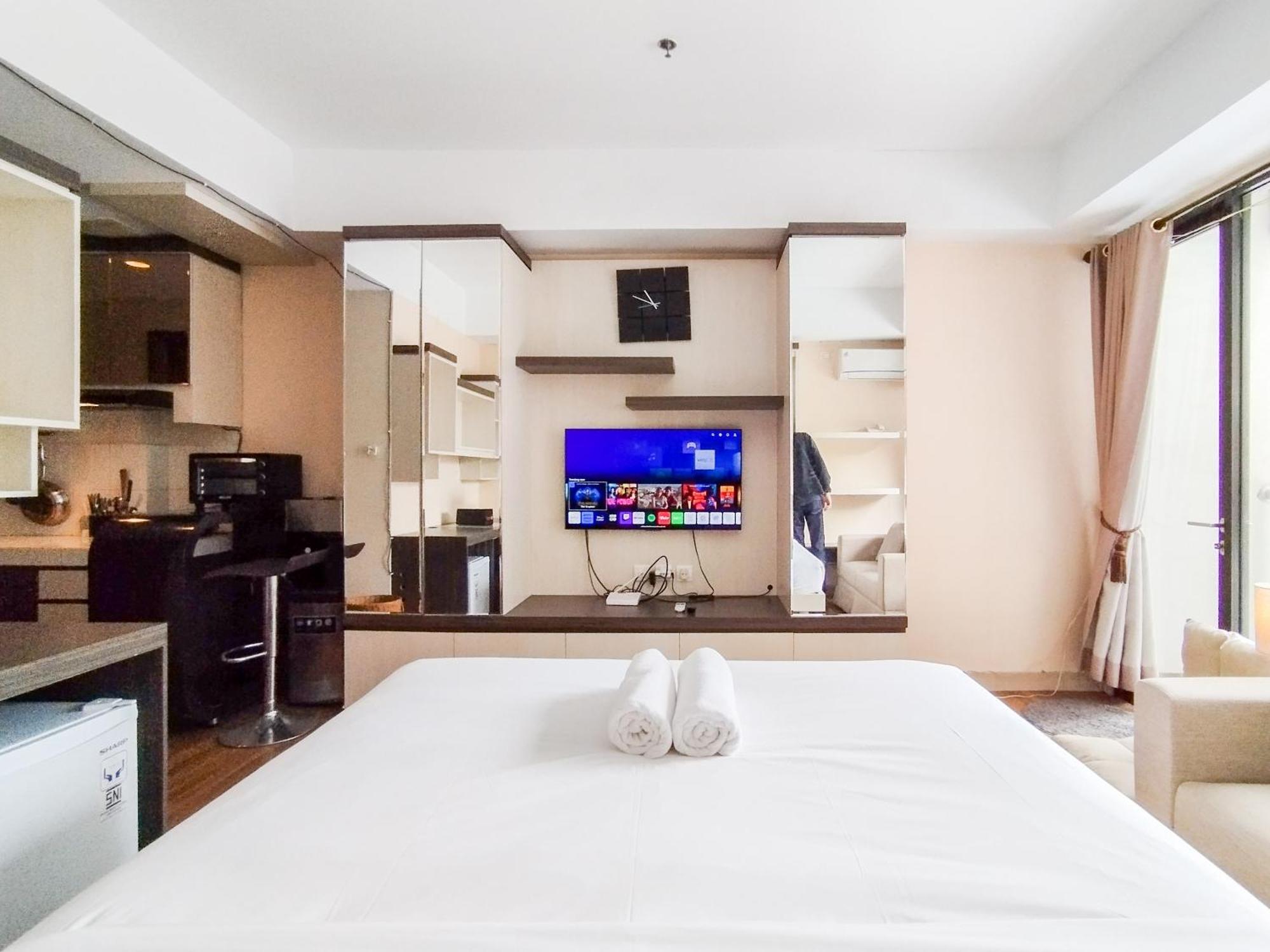 Simply And Comfy Studio Room Apartment Beverly Dago By Travelio บันดุง ภายนอก รูปภาพ